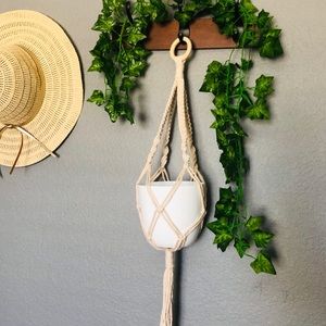 Boho plant hanger, pot is included
